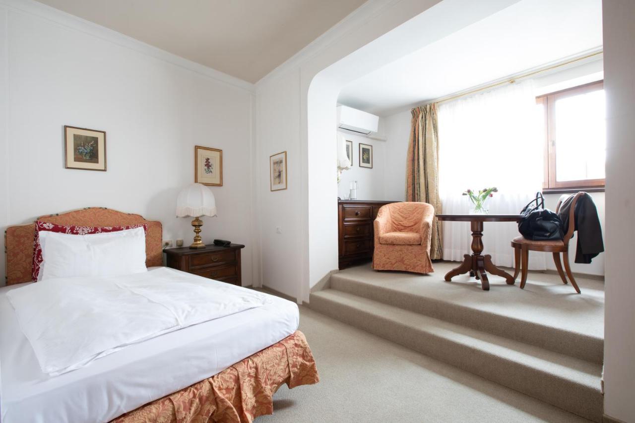 מראנו Hotel Castel Rundegg (Adults Only) מראה חיצוני תמונה